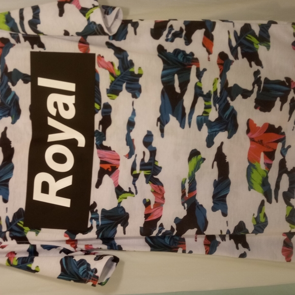 FIVE.BY.FIVE ROYAL FLORAL TEE SHIRT - Picture 6 of 6